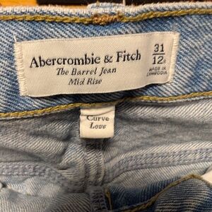 Abercrombie & Fitch "The Barrel Jean, Mid rise" ,31